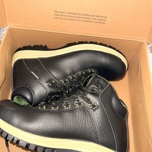 Avenger Black and Green Outdoor Boots with Sturdy Construction